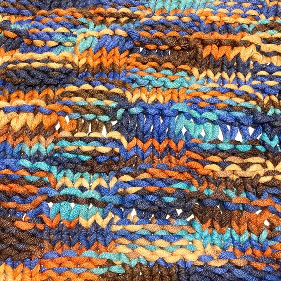 Artisan-made Multi-color Scarf - Picture 5 of 6